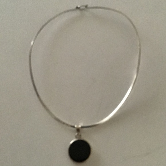 STERLING SILVER AND BLACK GLASS PENDANT AND COLLAR - Picture 1 of 4